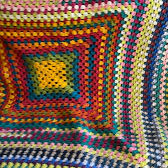 Handmade Knitted Blanket - Picture 3 of 5